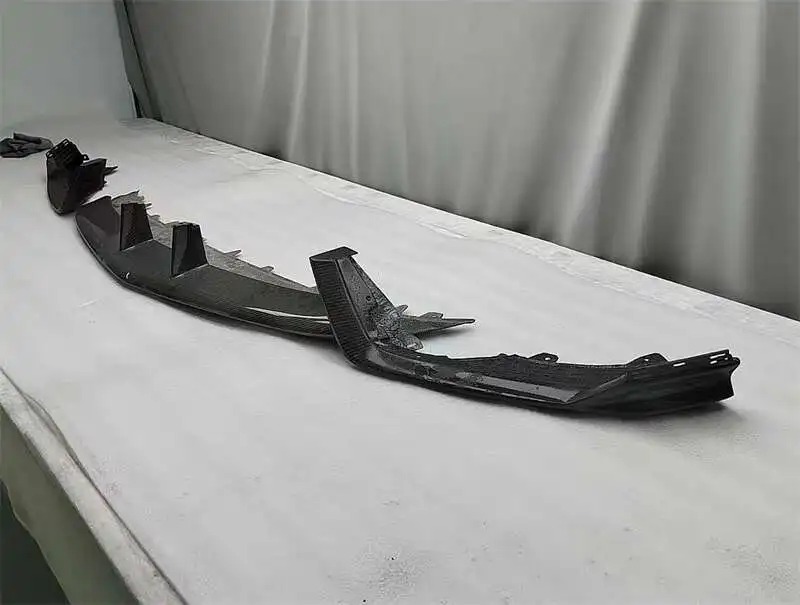 Dry Carbon Fiber Body Bumper Kit for URUS Performance OEM Style Carbon Fiber Front Lip Rear Diffuser